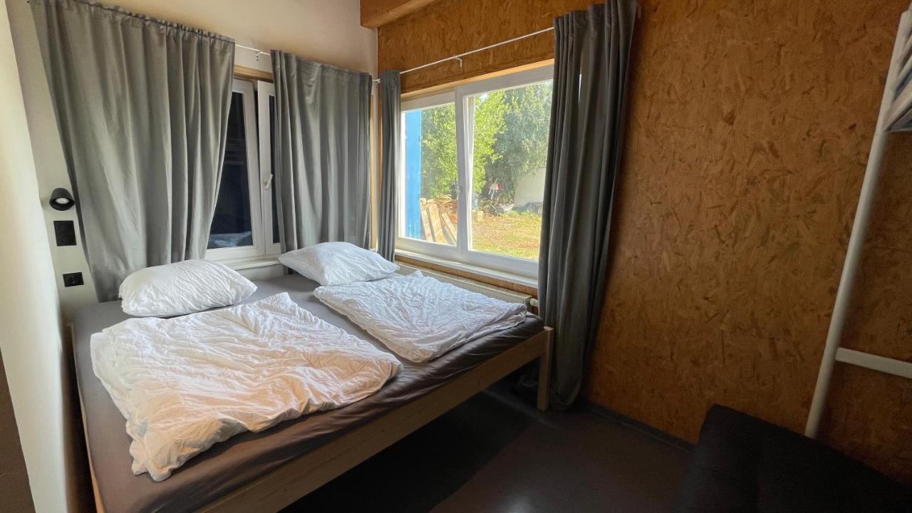 Hostel Oder Ferienwohnung 1-16 Personen Im Blauen Haus Fehmarn Kültér fotó
