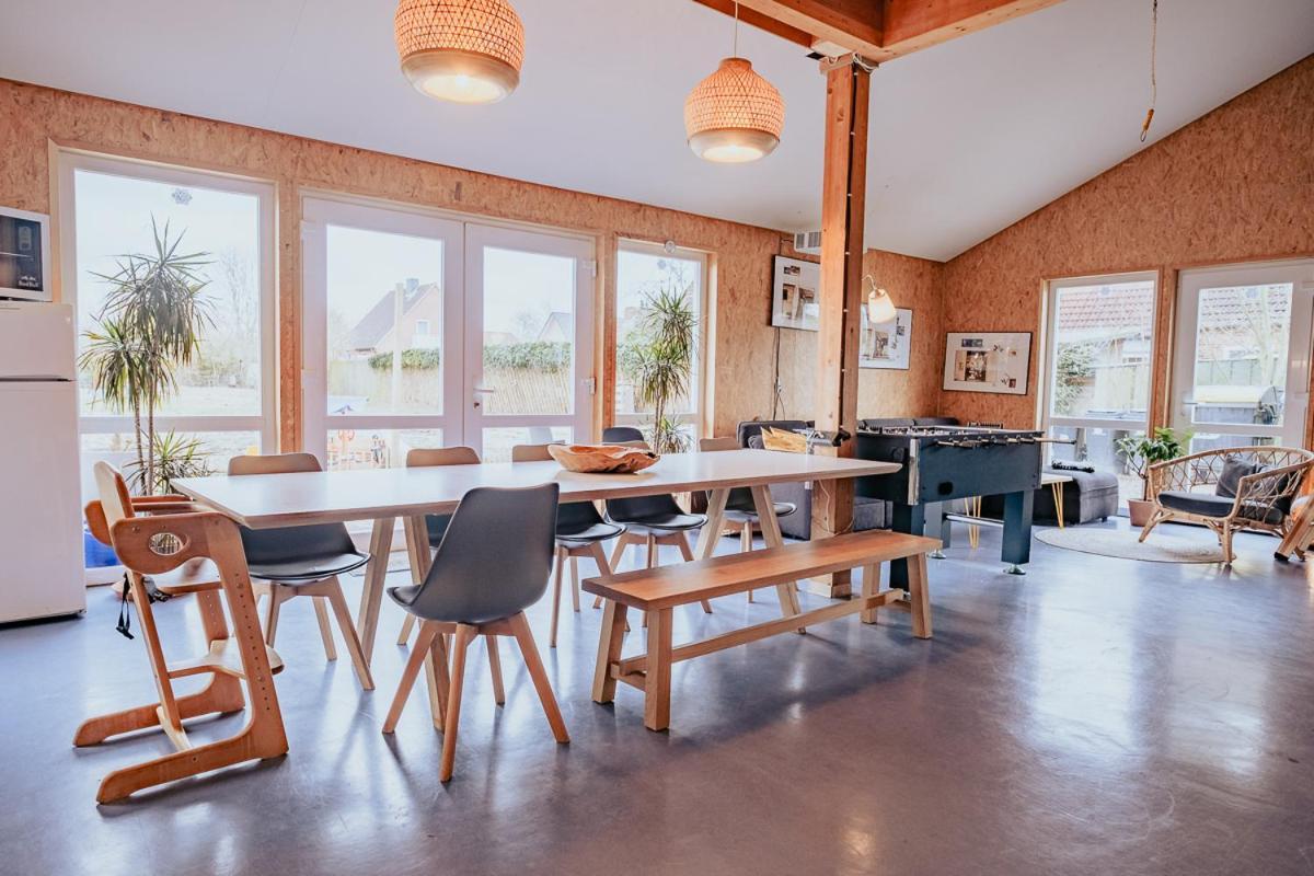 Hostel Oder Ferienwohnung 1-16 Personen Im Blauen Haus Fehmarn Kültér fotó