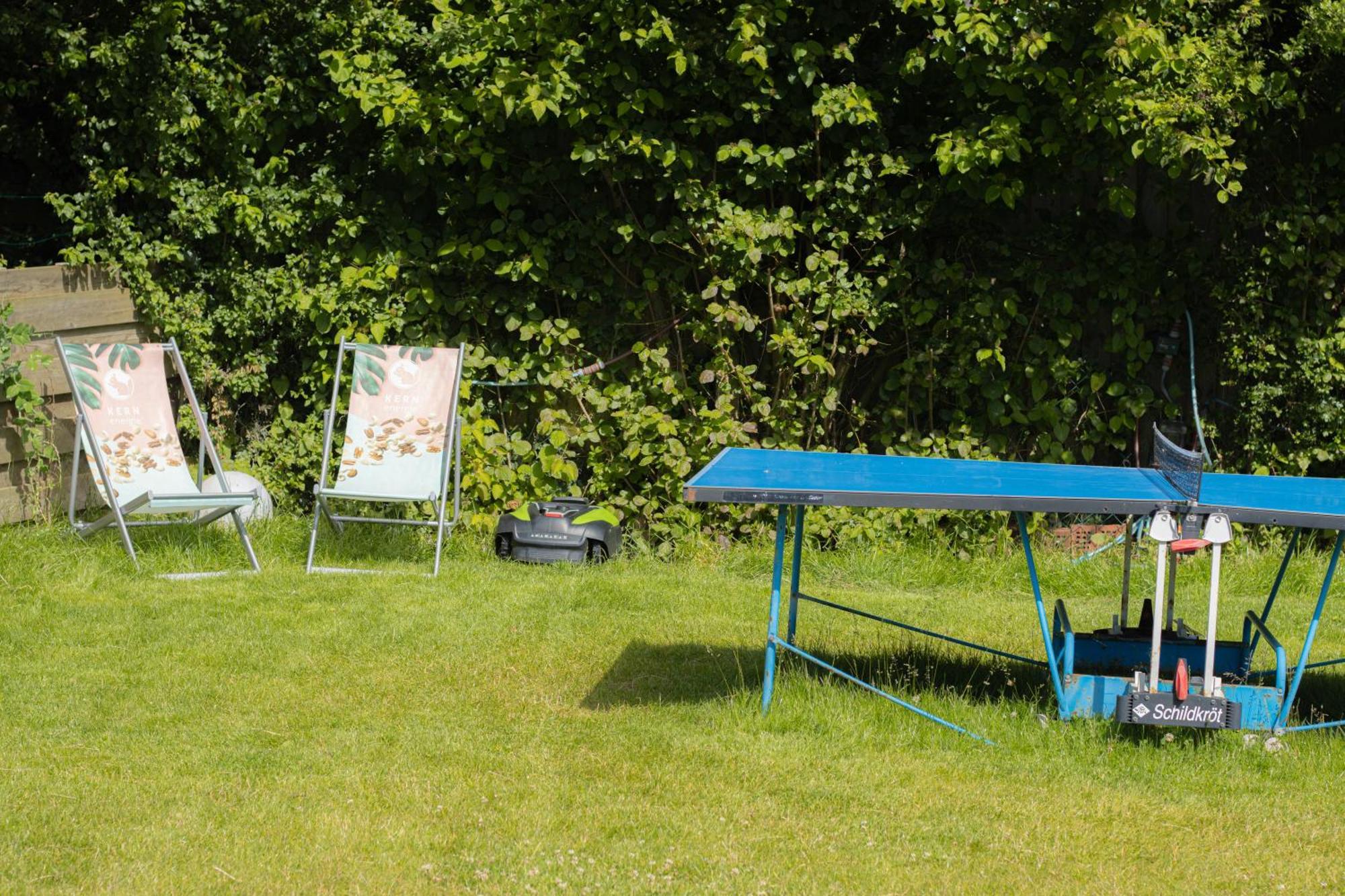 Hostel Oder Ferienwohnung 1-16 Personen Im Blauen Haus Fehmarn Kültér fotó