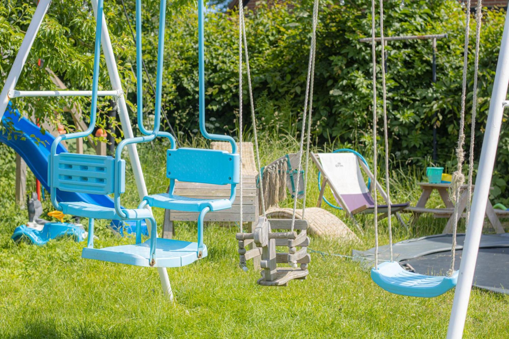 Hostel Oder Ferienwohnung 1-16 Personen Im Blauen Haus Fehmarn Kültér fotó